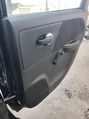 Foto de MANETA ELEVALUNAS TRASERA DERECHA NISSAN NOTE (E11E) 1.4 CAT (88 CV / 65 KW)