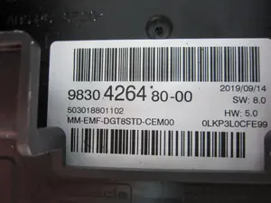 Foto de PANTALLA MULTIFUNCION CITROEN C5 AIRCROSS 1.2 12V e-THP / PureTech (131 CV / 96 KW) referencia 983042648000 foto 4