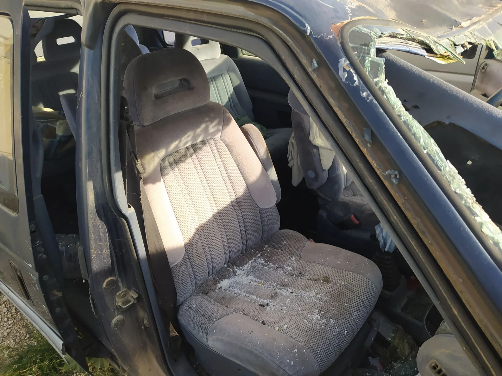 Foto de ASIENTO DELANTERO DERECHO CHRYSLER VOYAGER GS 2.5 Turbodiesel (116 CV / 85 KW)