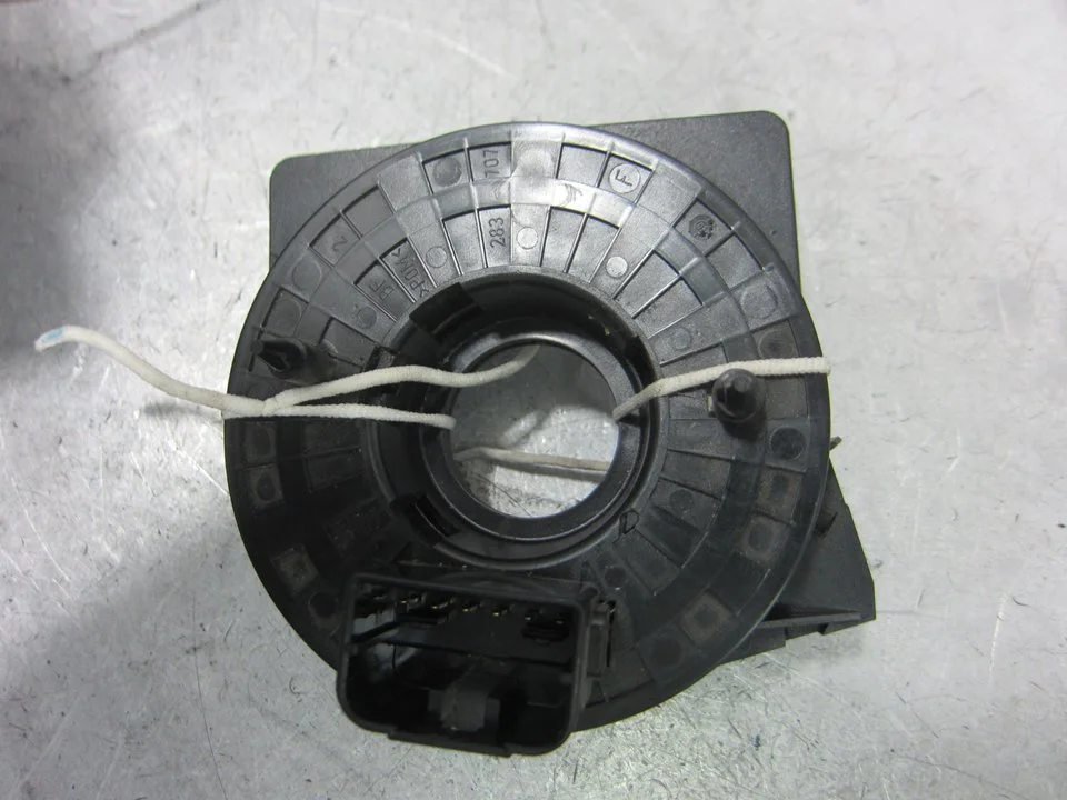 Foto de ANILLO AIRBAG SEAT IBIZA (6L1) referencia 283396