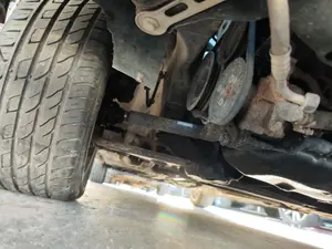 Foto de BRAZO SUSPENSION DELANTERO DERECHO VOLKSWAGEN GOLF III (1H1)(11.1991) 1.9 TDI (110 CV / 81 KW)