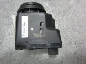 Foto de CONMUTADOR DE ARRANQUE PORSCHE PANAMERA (TIPO 970) referencia 7PP905865F foto 3