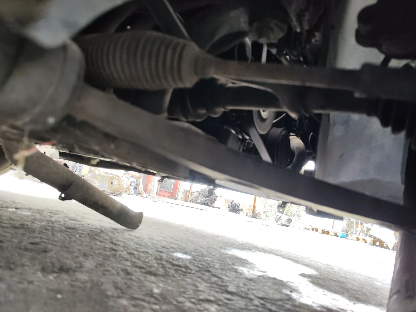 Foto de EJE DELANTERO / CUNA MOTOR FORD FOCUS BERLINA (CAP) 1.6 TDCi CAT (90 CV / 66 KW)