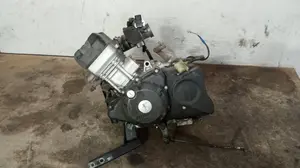 Foto de MOTOR COMPLETO HONDA CBR 125R 125 cm3 - 10 kW G-CAT (14 CV / 10 KW) referencia JC39E