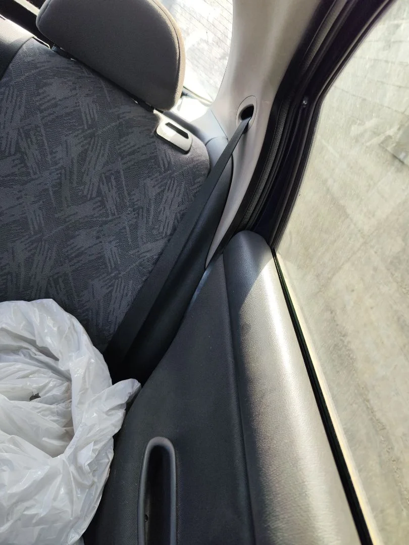 Foto de CINTURON SEGURIDAD TRASERO IZQUIERDO FORD MONDEO BERLINA (GD) 1.8 Turbodiesel CAT (90 CV / 66 KW)
