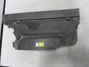 Foto de CANALIZADOR DE AIRE LAND ROVER RANGE ROVER SPORT 2.7 Td V6 CAT (190 CV / 140 KW) referencia PGK500085