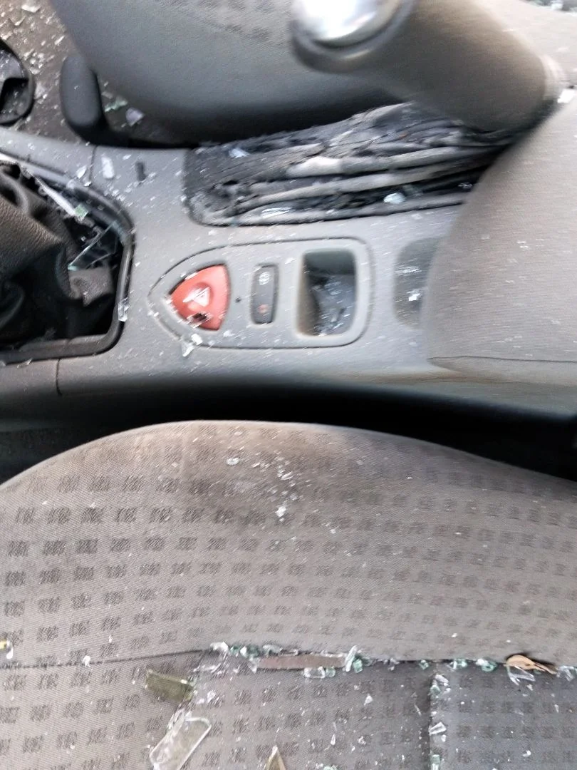 Foto de WARNING RENAULT LAGUNA II (BG0) 1.9 dCi Diesel CAT (101 CV / 74 KW)