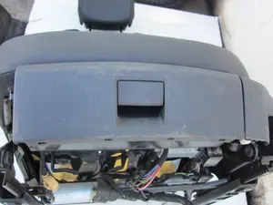 Foto de JUEGO ASIENTOS COMPLETO PORSCHE CAYENNE (TIPO 92A) referencia 918595102 foto 25