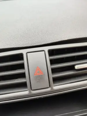 Foto de WARNING FORD FOCUS C-MAX (CAP)(2003) 1.6 TDCi CAT (109 CV / 80 KW)