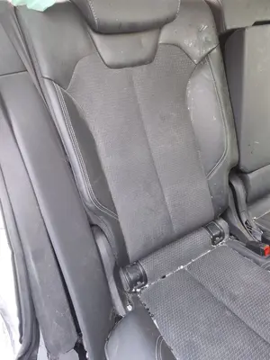 Foto de ASIENTOS TRASEROS AUDI Q5 FYG Híbrido 220 kW (2.0 Ltr. - 195 kW TFSI) (299 CV / 220 KW) referencia 80A883107B foto 4