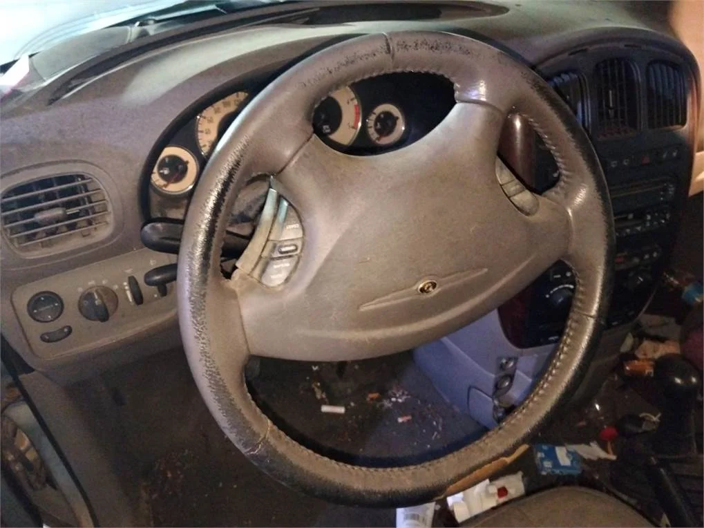 Foto de VOLANTE CHRYSLER VOYAGER (RG)