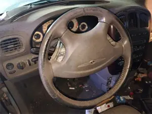 Foto de VOLANTE CHRYSLER VOYAGER (RG)