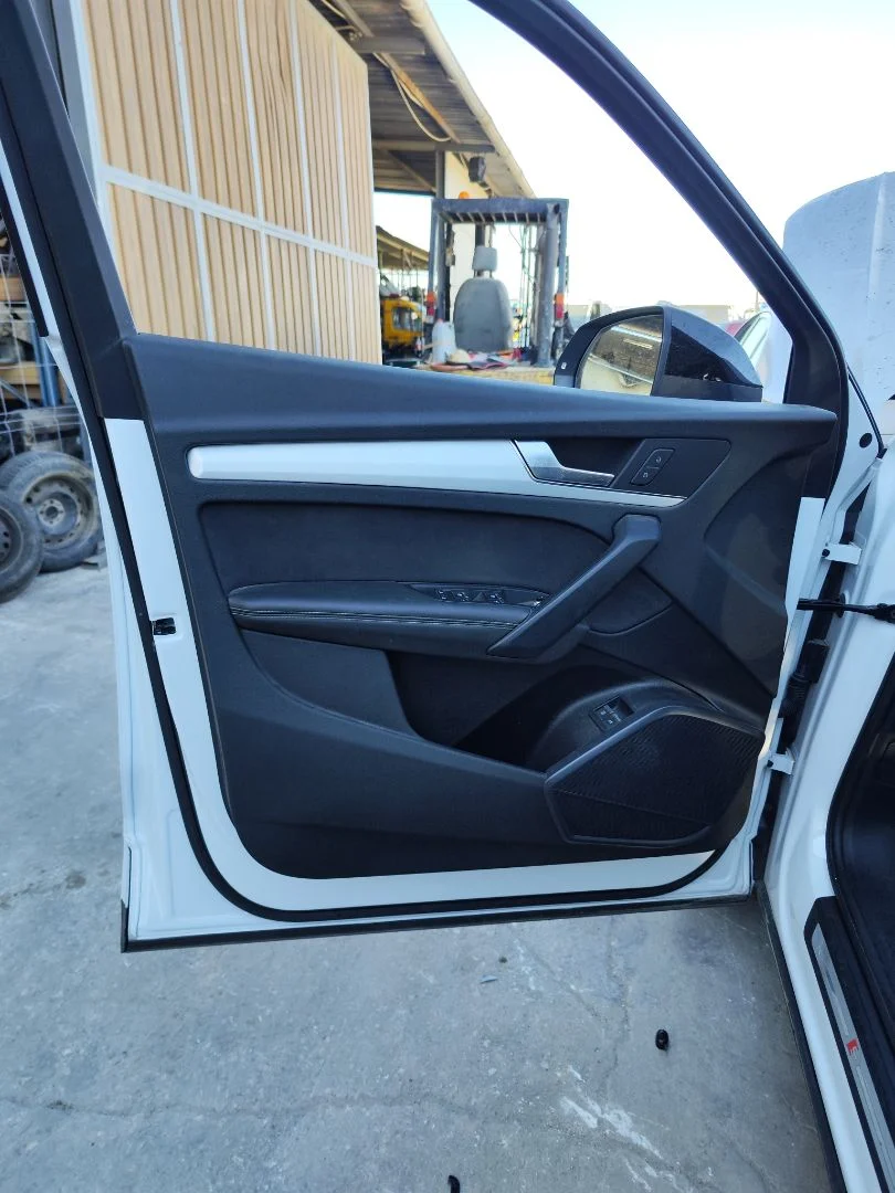 Foto de GUARNECIDO PUERTA DELANTERA IZQUIERDA AUDI Q5 FYG Híbrido 220 kW (2.0 Ltr. - 195 kW TFSI) (299 CV / 220 KW) referencia 80A867103E