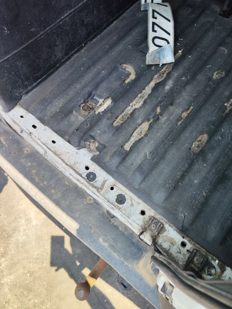 Foto de PANEL TRASERO RENAULT KANGOO I (F/KC0) 1.9 dCi Diesel CAT (84 CV / 62 KW)