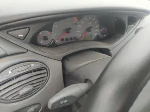 Foto de CUADRO INSTRUMENTOS FORD FOCUS BERLINA (CAK) 1.8 TDDI Turbodiesel CAT (90 CV / 66 KW)