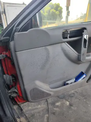 Foto de ELEVALUNAS DELANTERO DERECHO AUDI A3 (8L) 1.9 TDI (110 CV / 81 KW) referencia 8L3837462