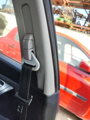 Foto de CINTURON SEGURIDAD DELANTERO IZQUIERDO NISSAN PRIMERA BERLINA (P12) 1.9 16V Turbodiesel CAT (120 CV / 88 KW)