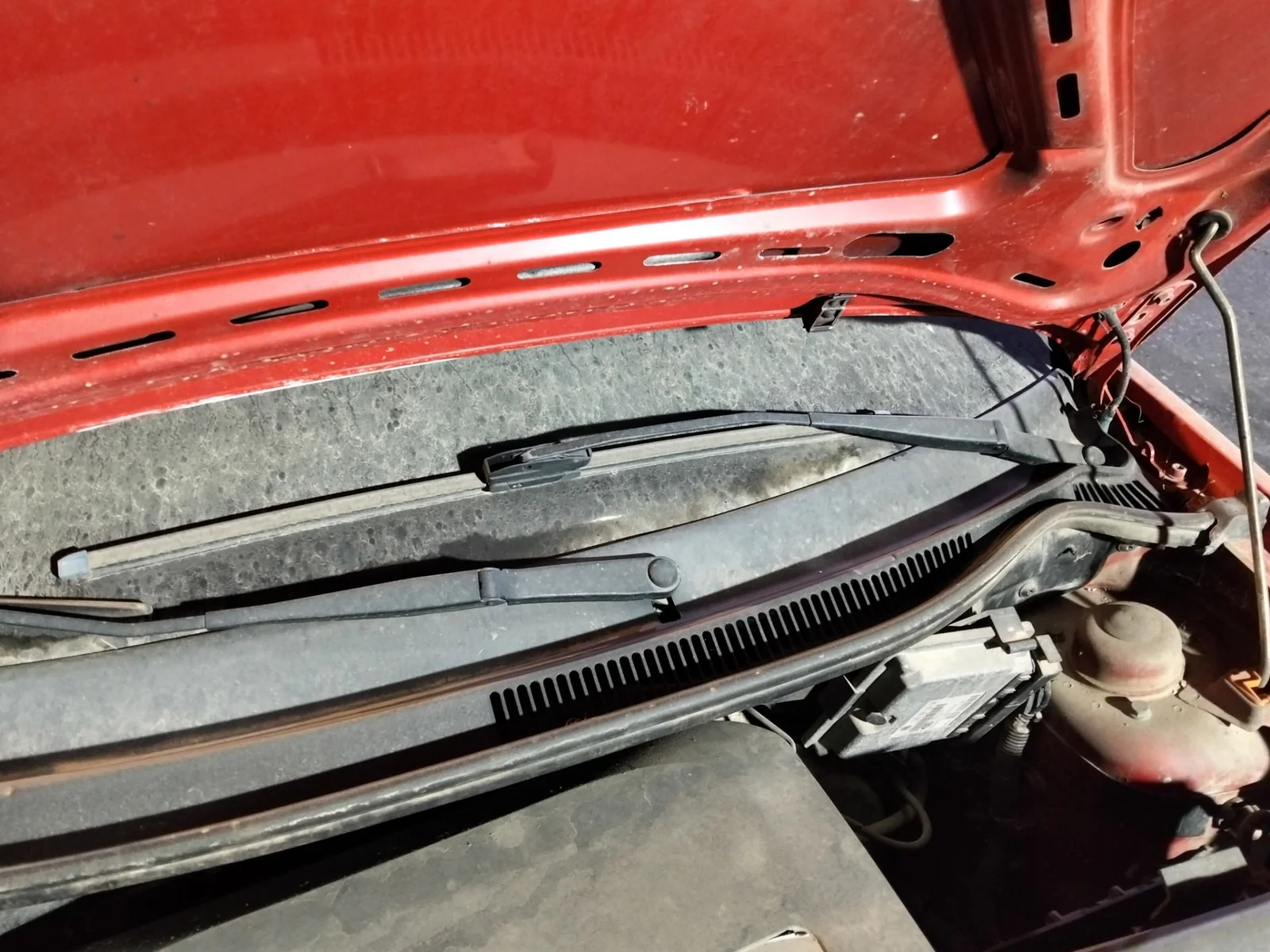 Foto de BRAZO LIMPIA DELANTERO IZQUIERDO SEAT IBIZA (6L1)
