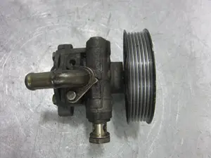 Foto de BOMBA DIRECCION VOLKSWAGEN GOLF IV BERLINA (1J1)(10.1997) referencia 038145255B foto 5