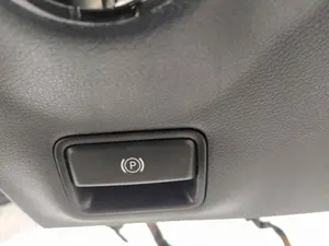 Foto de FRENO DE MANO ELECTRICO MERCEDES-BENZ CLASE A (BM 176) 1.5 CDI CAT (109 CV / 80 KW)