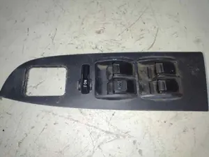 Foto de MANDO ELEVALUNAS DELANTERO IZQUIERDO HONDA ACCORD BERLINA (CG7-9/CH1-7) referencia 8359581