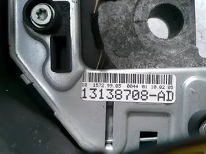 Foto de VOLANTE OPEL ASTRA H BERLINA 1.7 16V CDTI (101 CV / 74 KW) referencia 13138708AD foto 4