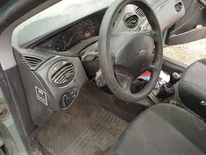 Foto de COLUMNA DIRECCION FORD FOCUS FAMILIAR (CAK) 1.8 TDDI Turbodiesel CAT (90 CV / 66 KW)