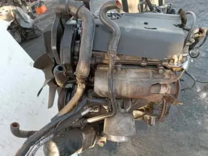 Foto de MOTOR COMPLETO AUDI A6 BERLINA (4B2) referencia AML foto 4