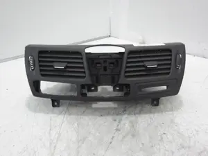 Foto de REJILLA AIREADORA RENAULT LAGUNA III BERLINA 2.0 dCi Diesel CAT (131 CV / 96 KW) referencia A2-A31001105