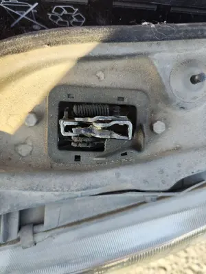 Foto de CERRADURA CAPO RENAULT LAGUNA (B56) 2.0 (113 CV / 83 KW) foto 2
