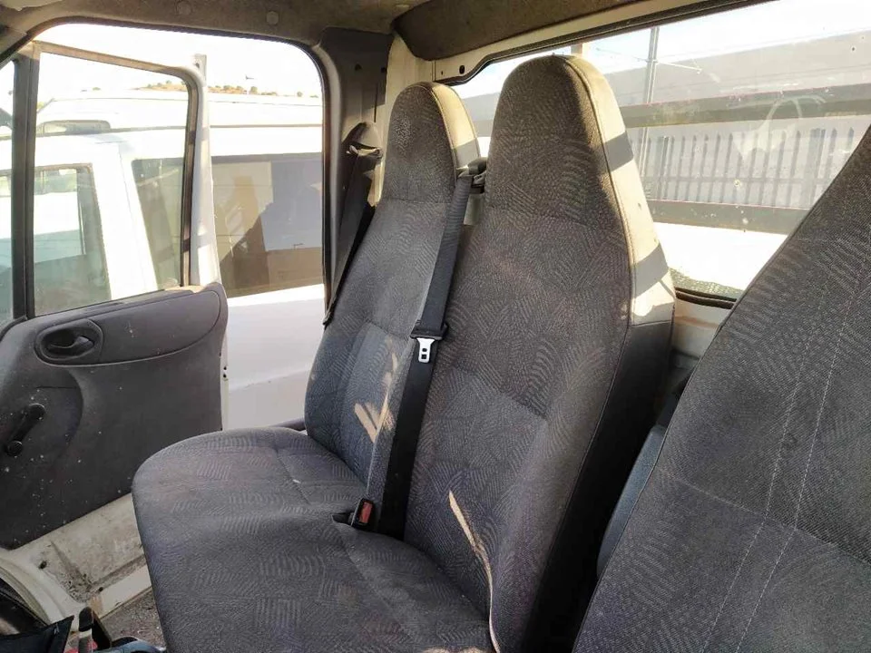 Foto de ASIENTO DELANTERO DERECHO FORD TRANSIT CAJA ABIERTA (FY) 2.4 TDE CAT (120 CV / 88 KW)