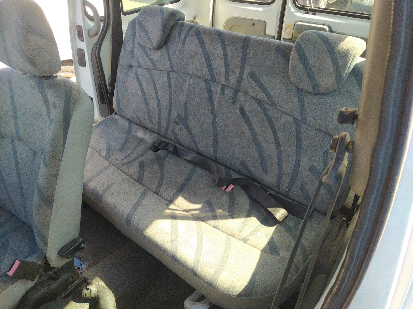 Foto de ASIENTOS TRASERO IZQUIERDO RENAULT KANGOO I (F/KC0) 1.5 dCi Diesel (68 CV / 50 KW)