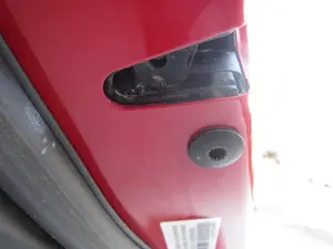Foto de CERRADURA PUERTA TRASERA IZQUIERDA VOLKSWAGEN GOLF PLUS V (5M1) 1.6 (102 CV / 75 KW) foto 2