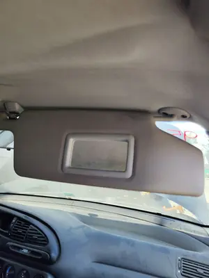 Foto de PARASOL DERECHO FORD MONDEO BERLINA (GD) 1.8 Turbodiesel CAT (90 CV / 66 KW) foto 2