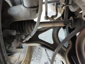 Foto de BIELETA ESTABILIZADORA DELANTERA DERECHA FORD MONDEO BERLINA (GD) 1.8 16V CAT (116 CV / 85 KW) referencia 5106995