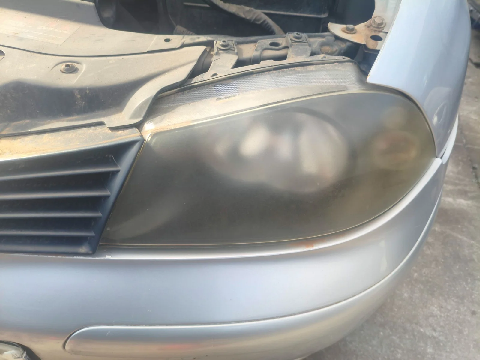 Foto de FARO IZQUIERDO SEAT IBIZA (6L1) 1.4 16V (75 CV / 55 KW) referencia 6L1941751M