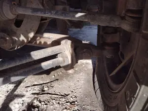 Foto de BRAZO SUSPENSION DELANTERO IZQUIERDO IVECO DAILY FURGÓN 2.3 Diesel (97 CV / 71 KW)