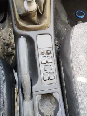 Foto de MANDO RETROVISOR VOLVO S40 BERLINA 1.6 CAT (109 CV / 80 KW)
