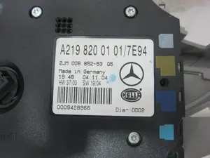 Foto de NO IDENTIFICADO MERCEDES-BENZ CLS (BM 219) referencia A2198200101 foto 5
