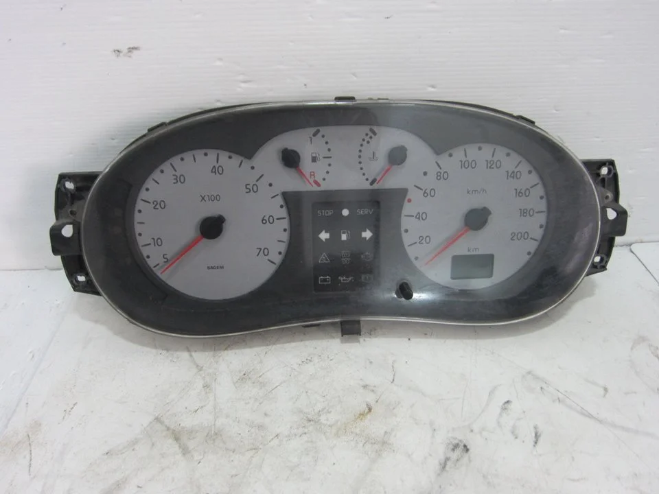 Foto de CUADRO INSTRUMENTOS RENAULT KANGOO I (F/KC0) 1.5 dCi Diesel (65 CV / 48 KW) referencia P8200103750A