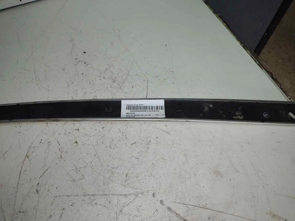 Foto de MOLDURA AUDI A4 AVANT (8E) referencia 8E0867420