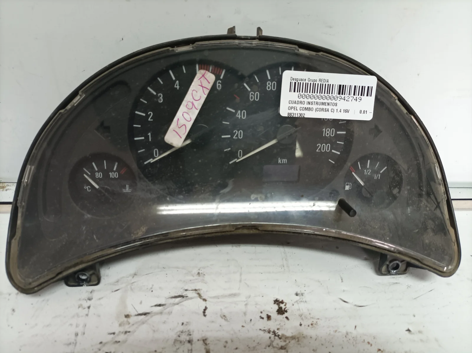 Foto de CUADRO INSTRUMENTOS OPEL COMBO (CORSA C) referencia 88311302