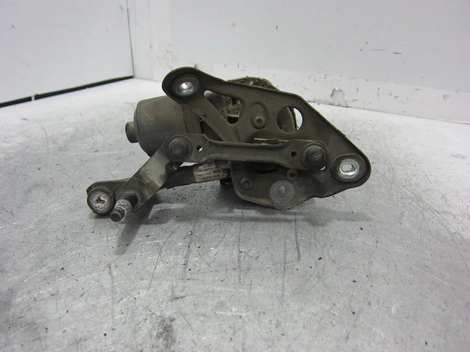 Foto de MOTOR LIMPIA DELANTERO PEUGEOT 407 2.0 16V HDi FAP CAT (RHR / DW10BTED4) (136 CV / 100 KW) referencia 0390241969