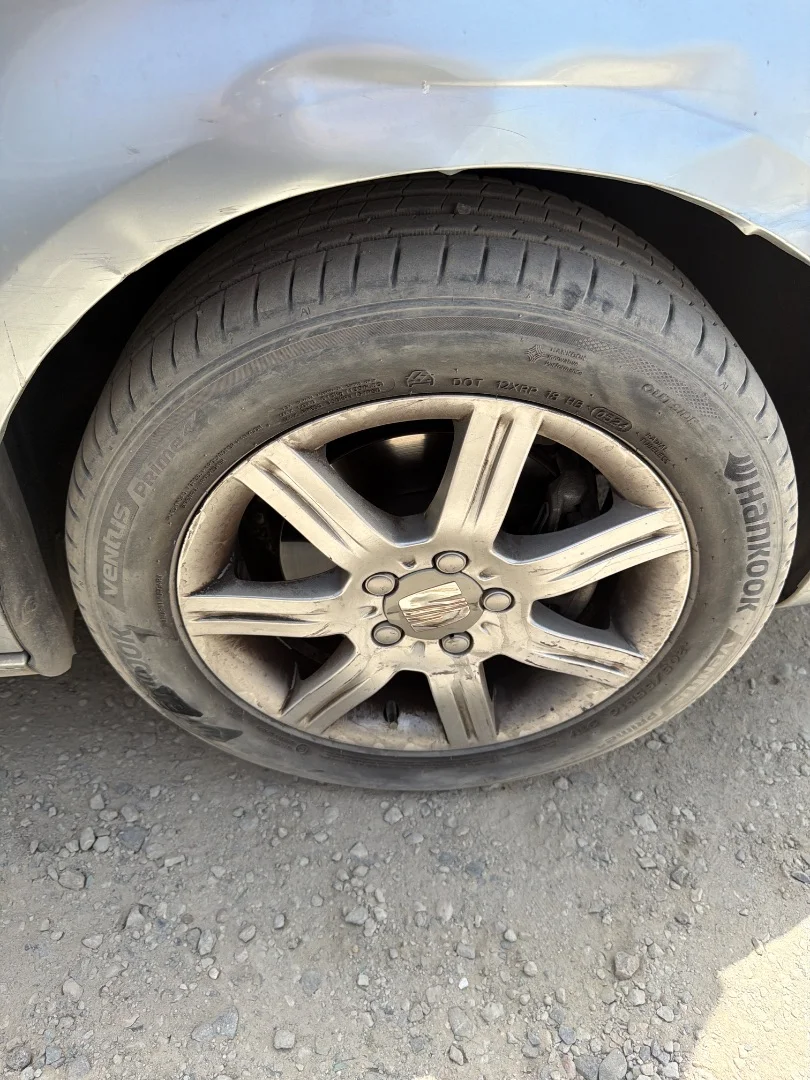 Foto de LLANTA SEAT LEON (1P1)