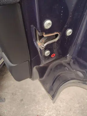 Foto de CERRADURA PUERTA TRASERA DERECHA OPEL ASTRA G BERLINA 2.2 16V DTI CAT (Y 22 DTR / L50) (125 CV / 92 KW) referencia 24414134 foto 6