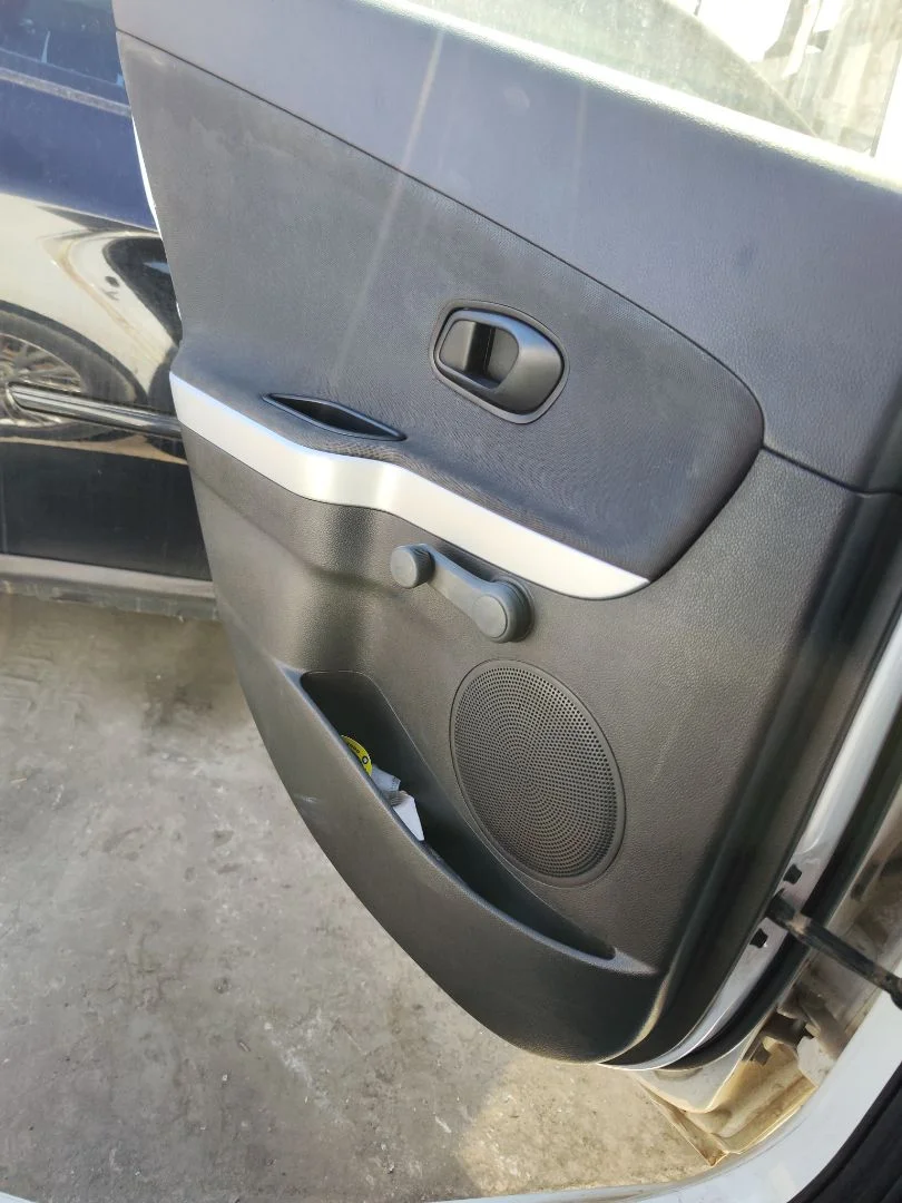 Foto de ELEVALUNAS TRASERO IZQUIERDO KIA CEED (JD) 1.4 CAT (99 CV / 73 KW)