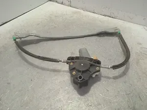 Foto de ELEVALUNAS DELANTERO DERECHO RENAULT CLIO II FASE II (B/CB0) 1.2 16V (75 CV / 55 KW) referencia 106212XXX foto 3
