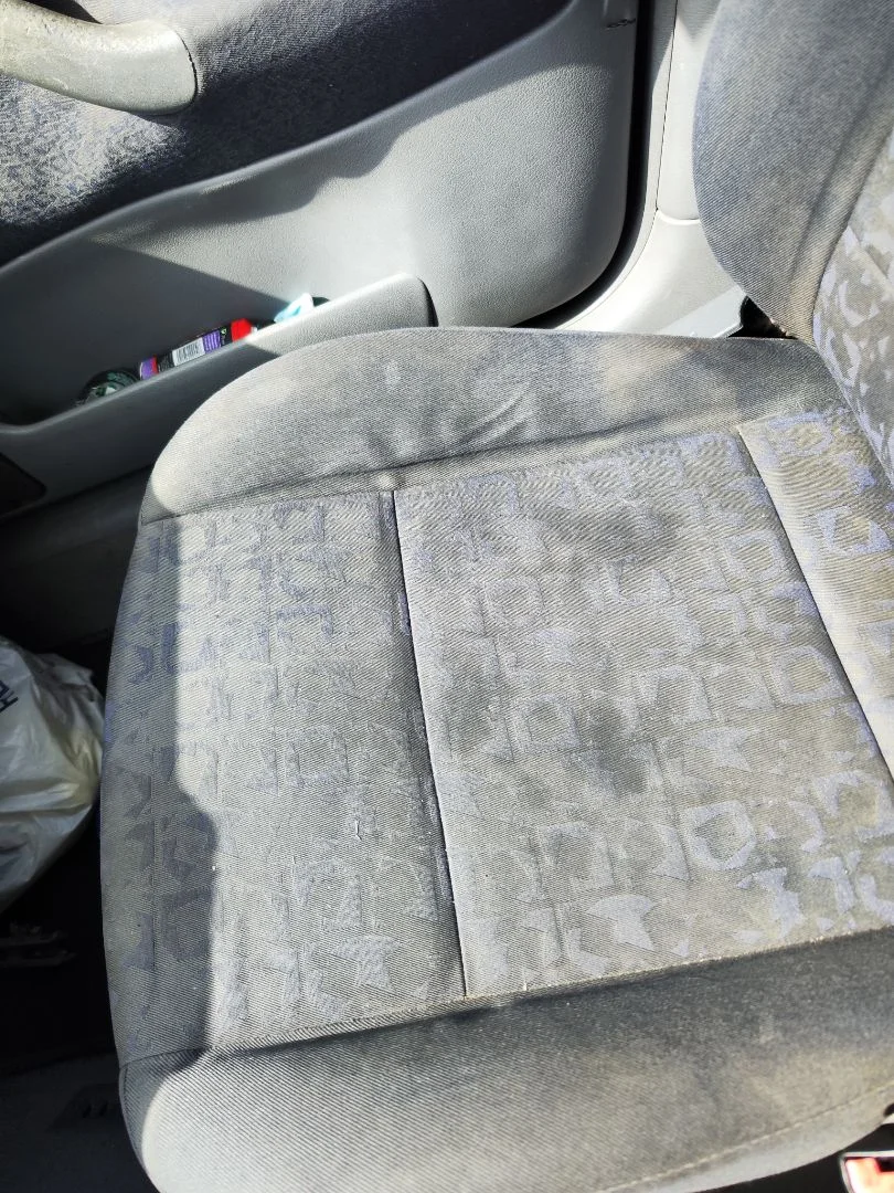 Foto de ASIENTO DELANTERO DERECHO SKODA OCTAVIA BERLINA (1U2) 1.9 TDI (90 CV / 66 KW) referencia 1J4881106FD