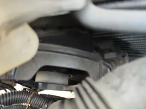 Foto de ELECTROVENTILADOR RENAULT CLIO III 1.2 16V (75 CV / 55 KW)