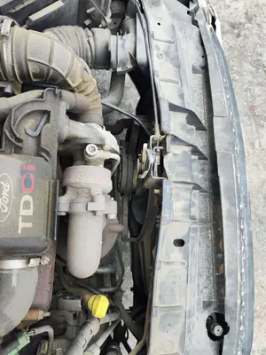 Foto de ELECTROVENTILADOR RADIADOR AIRE ACONDICIONADO FORD FIESTA (CBK) 1.4 TDCi CAT (68 CV / 50 KW)